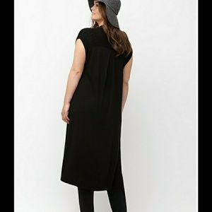 Sleeveless knit duster